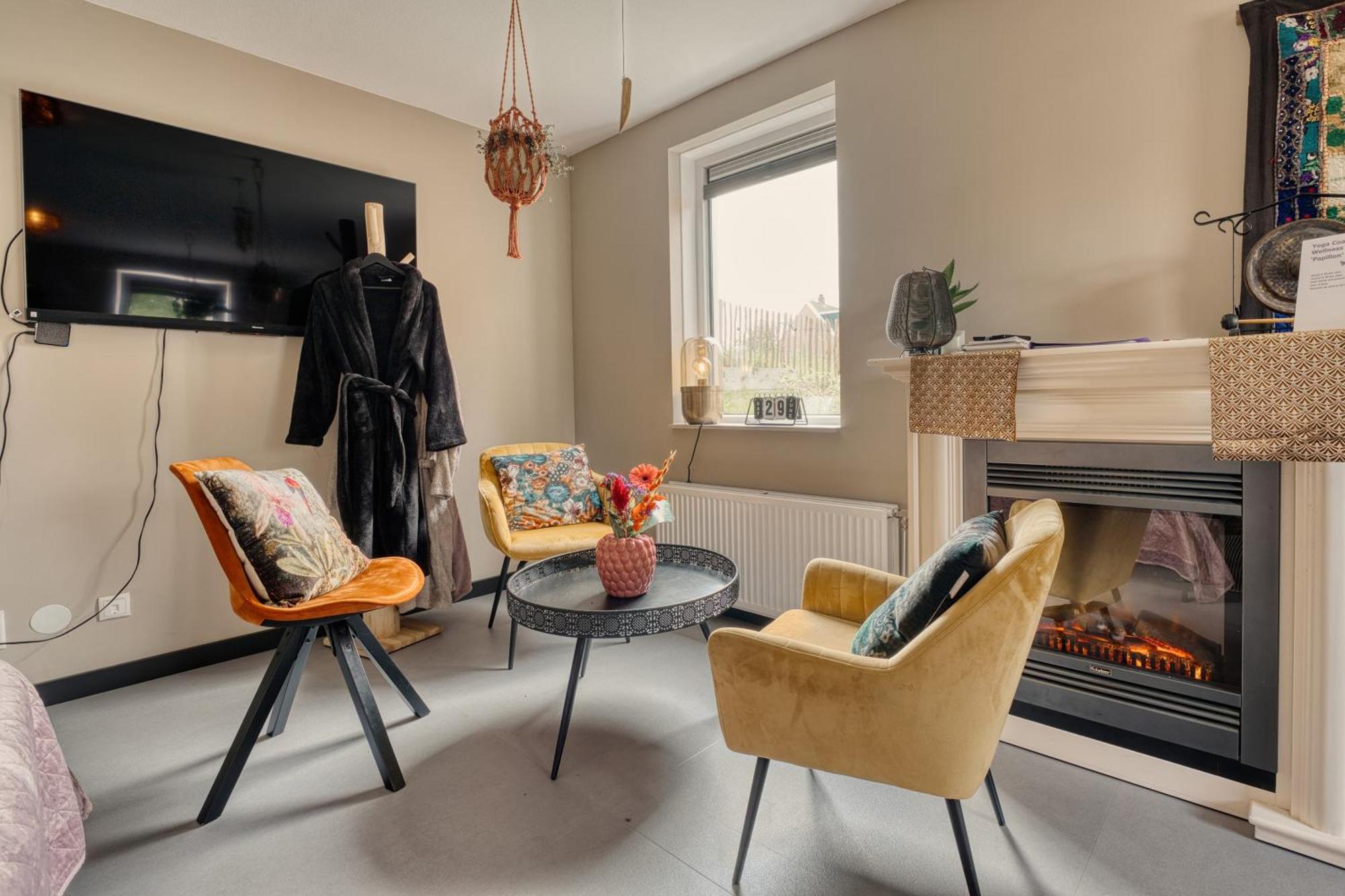 Appartement Ycw 'Papillon' Rijnsaterwoude Exterior photo